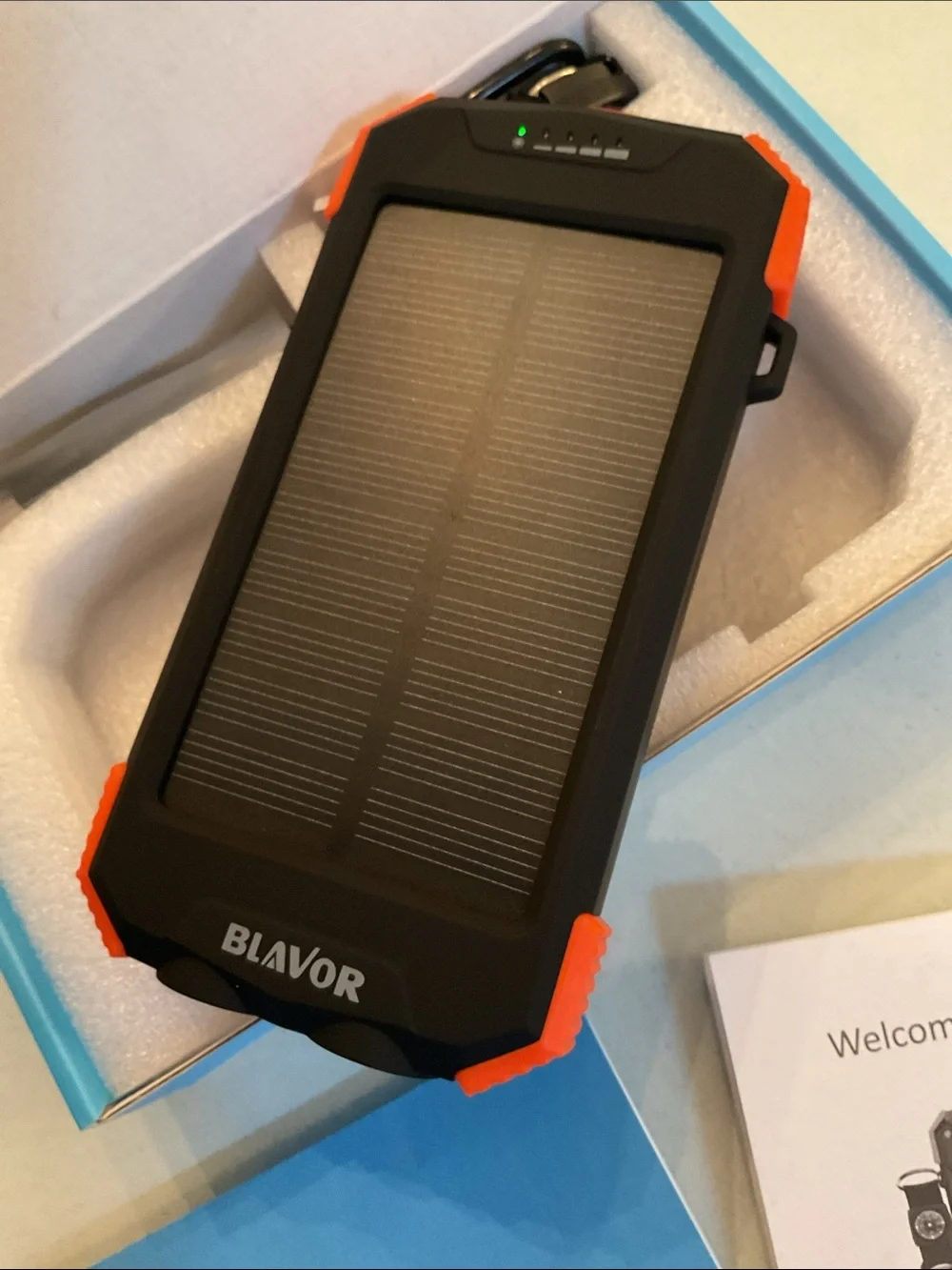 BLAVOR Magnetic Solar Charger Bundle BRAND NEW